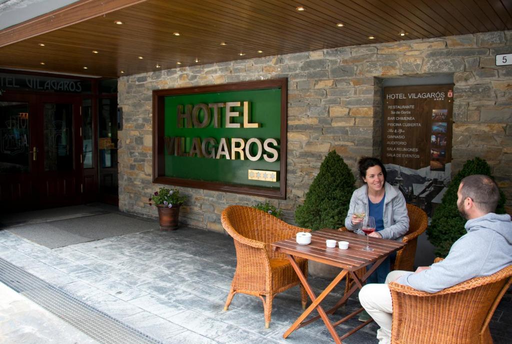Apartamentos VilaGarós エクステリア 写真